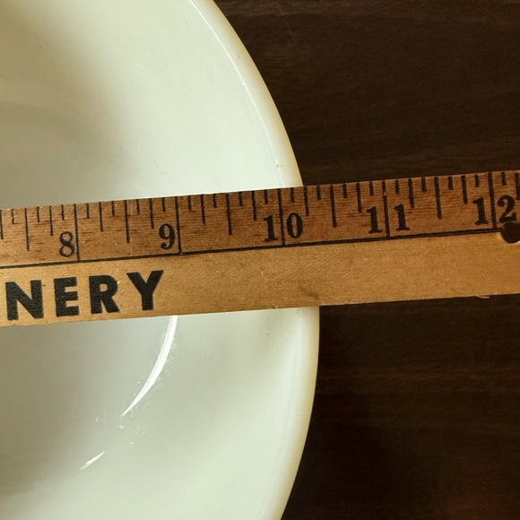 (2) Vintage Pyrex 404 Bright Yellow Nesting Mixing Bowl 4 Qt  10" - Picture 5 of 7